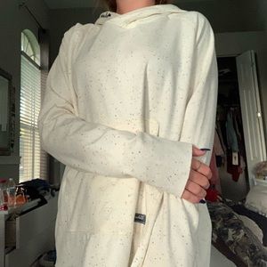 SUPER SOFT WHITE WITH RAINBOW DOTS HOODIE!